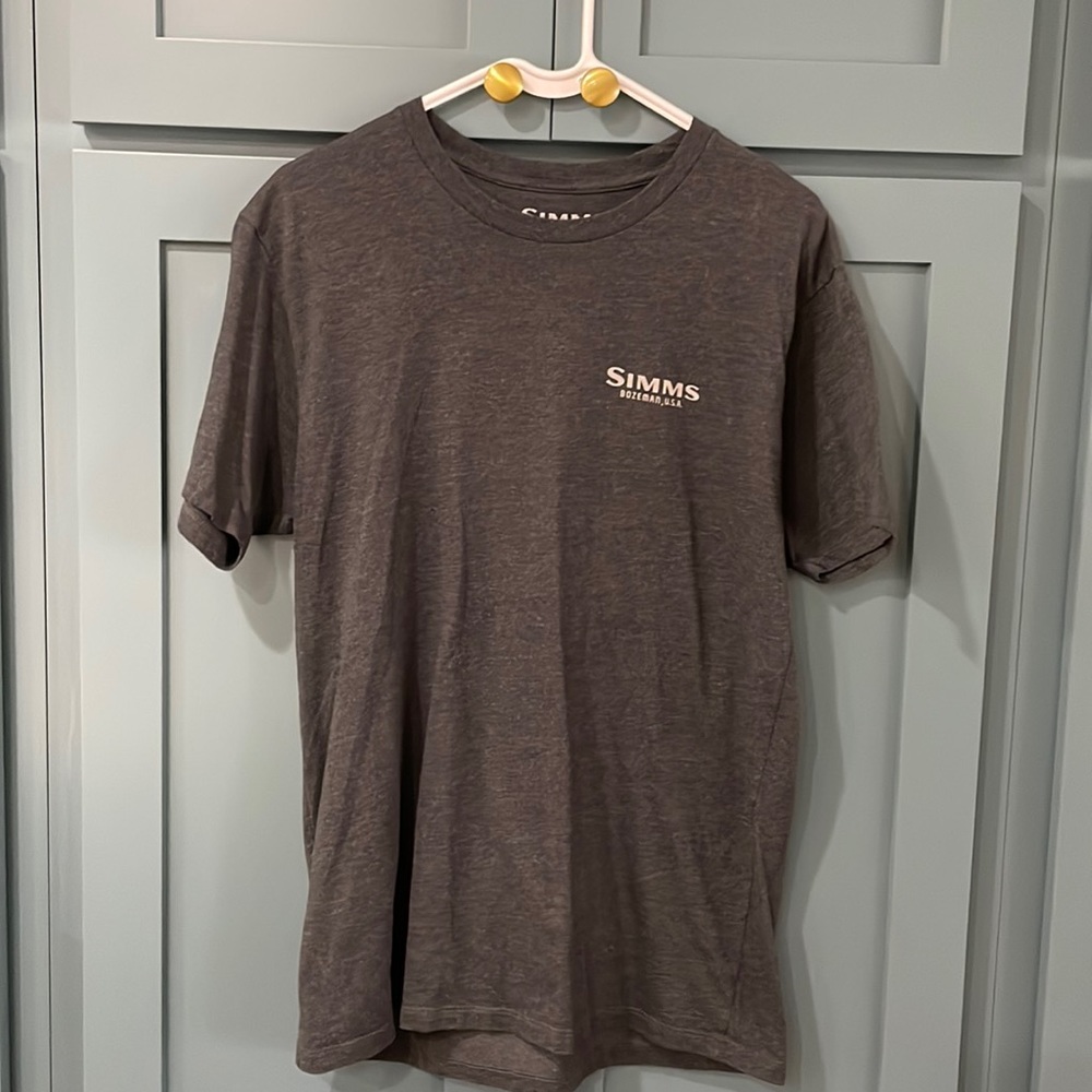 Simms medium t-shirt